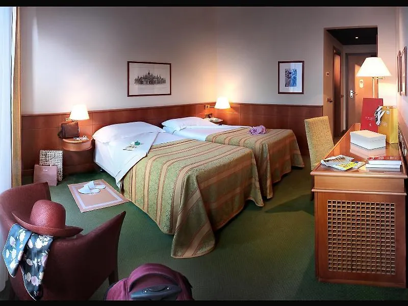 ****  Hotel Cavour Milan Italy