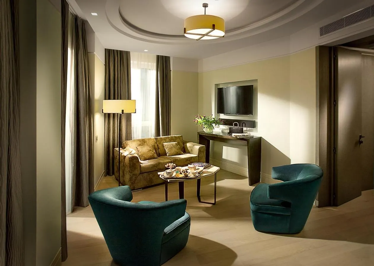 Hotel Cavour Milan