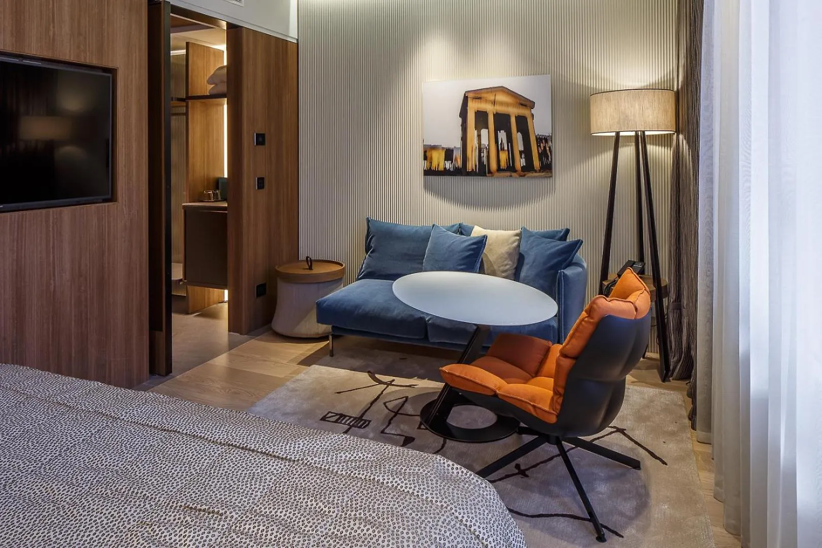 Hotel Cavour Milan 4*,  Italy