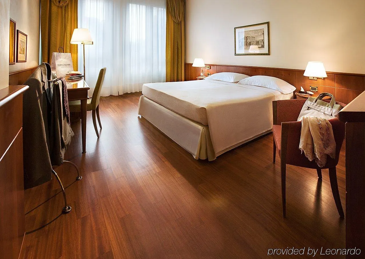 Hotel Cavour Milan
