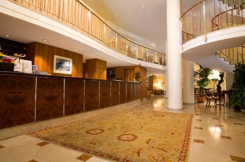 Hotel Cavour Milan