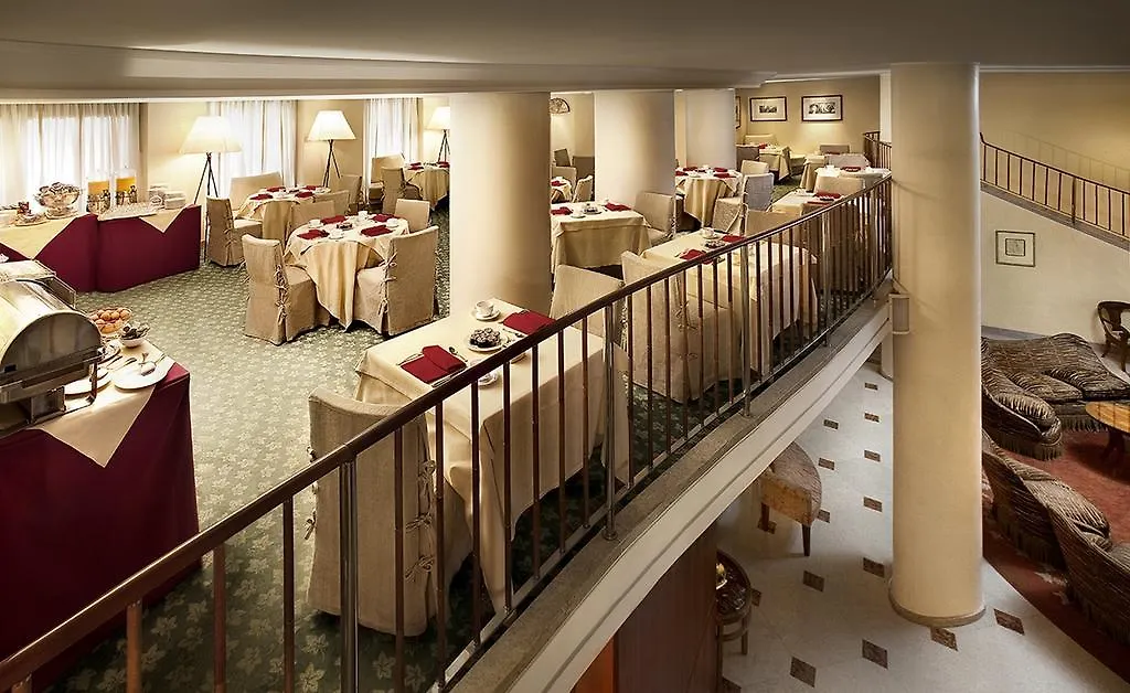 Hotel Cavour Milan