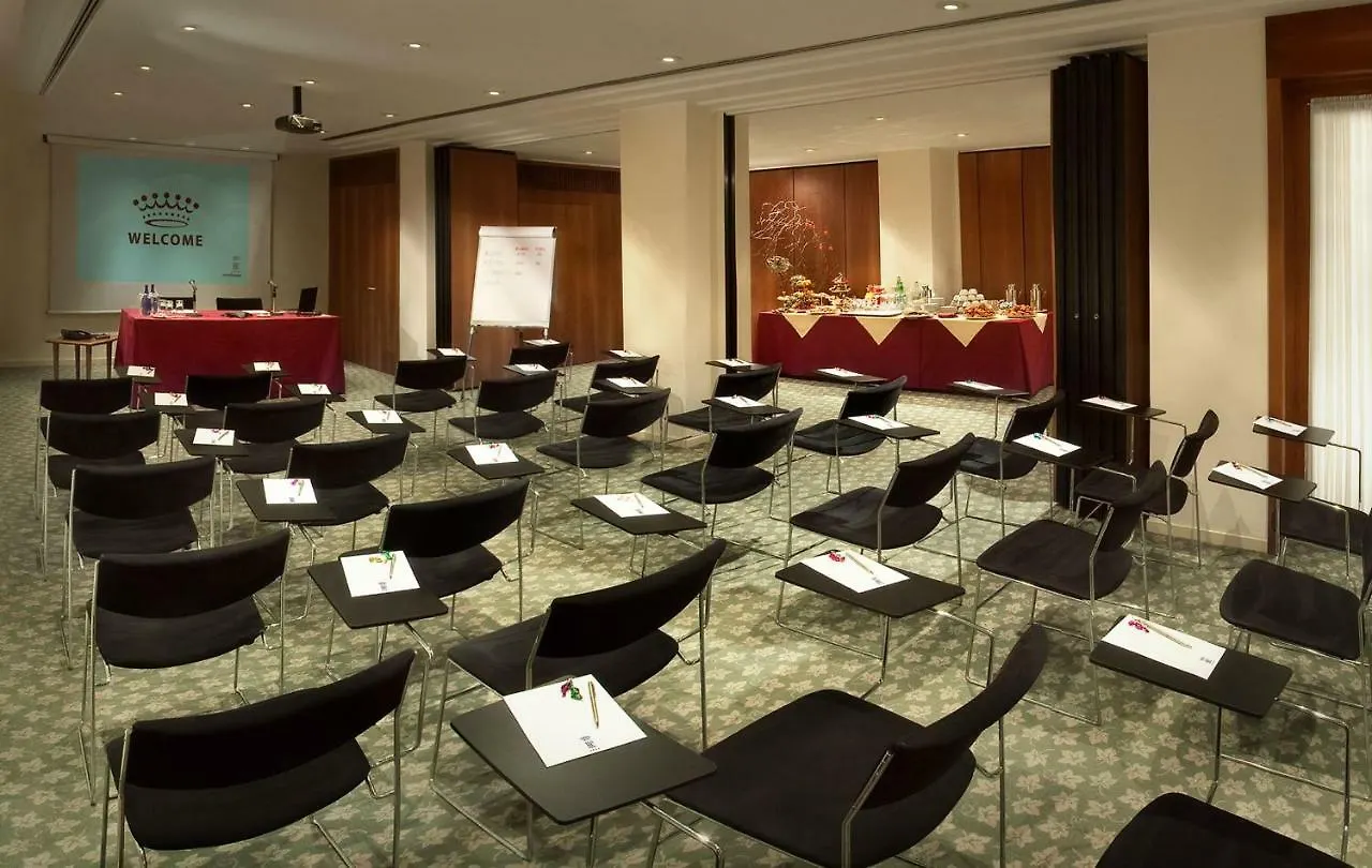 Hotel Cavour Milan Italy